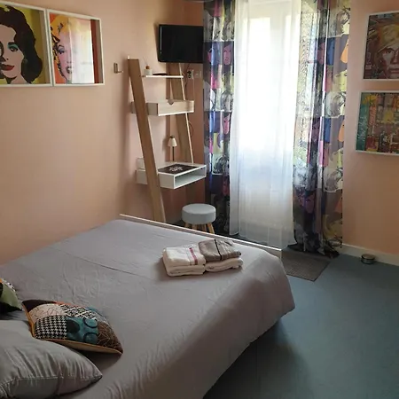 Le Relais Du Chateau Couette-café 3*