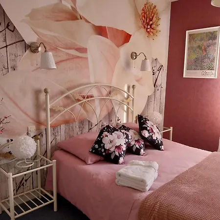 Le Relais Du Chateau Couette-café 3*