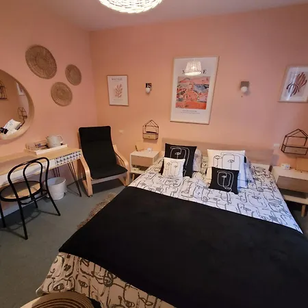 Le Relais Du Chateau 3*